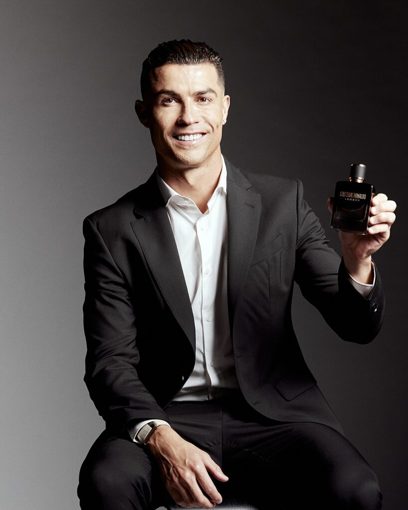 Le secret du couple de Cristiano Ronaldo et Georgina enfin révélé. Le secret du couple de Cristiano Ronaldo et Georgina enfin révélé.