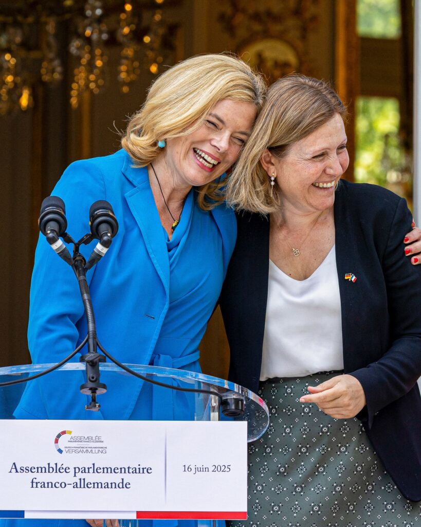 L'homme derrière la Présidente