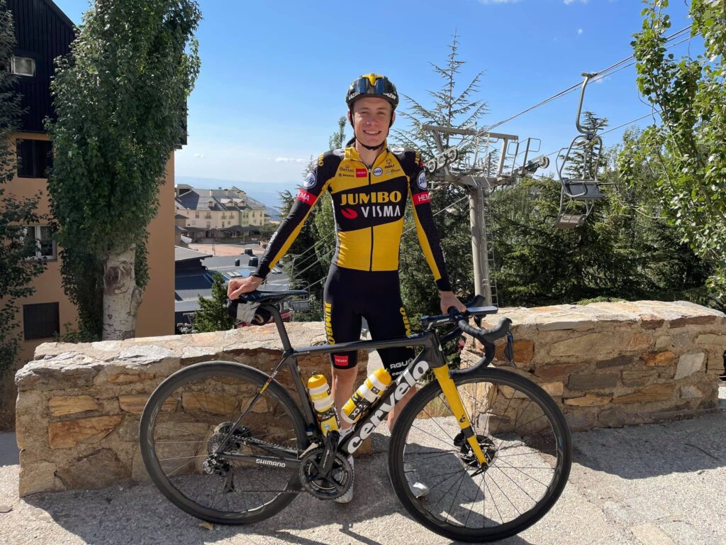 Jonas Vingegaard vs une légende du Tour 