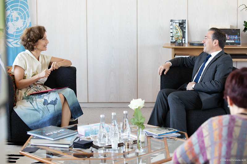 L'ombre de son père : Ce que vous ignorez sur Audrey Azoulay.