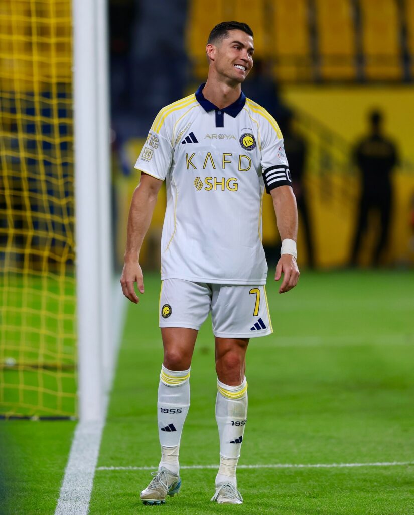 Le secret du couple de Cristiano Ronaldo et Georgina enfin révélé. Le secret du couple de Cristiano Ronaldo et Georgina enfin révélé.