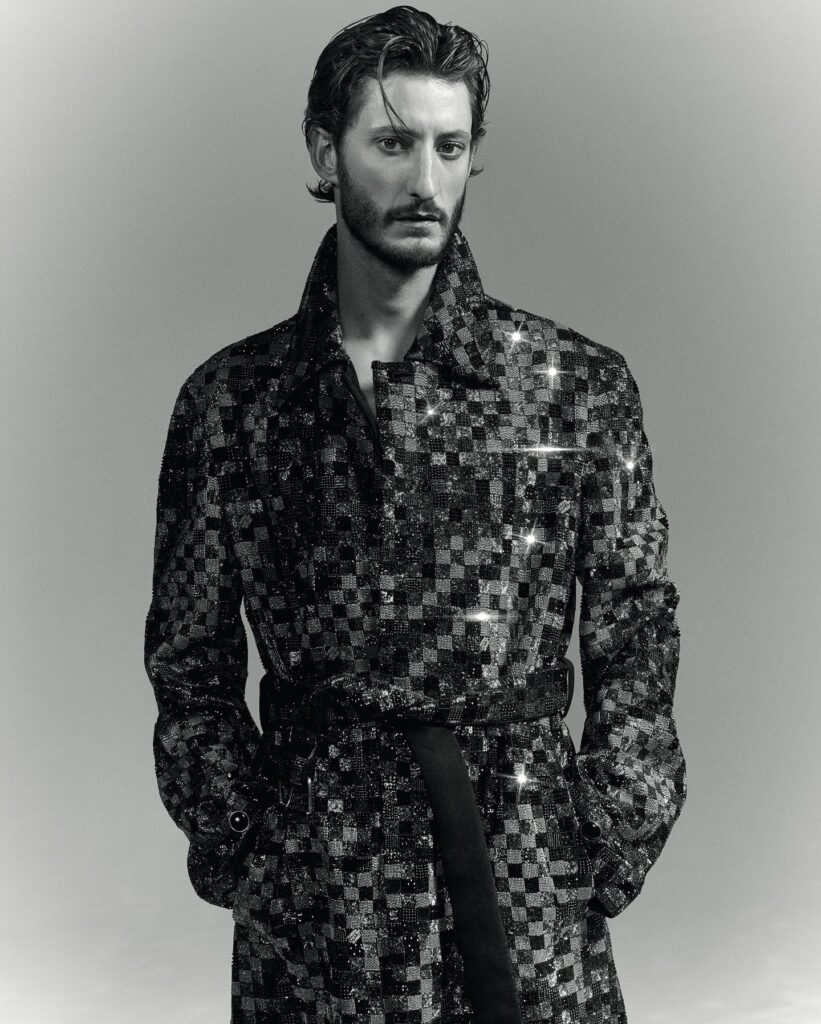 Pierre Niney prépare-t-il un mariage secret ?