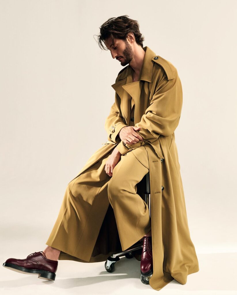 Pierre Niney prépare-t-il un mariage secret ?