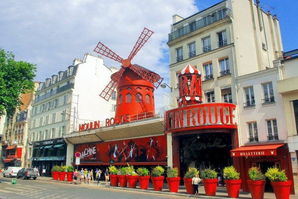 Place Moulin Rouge Prix