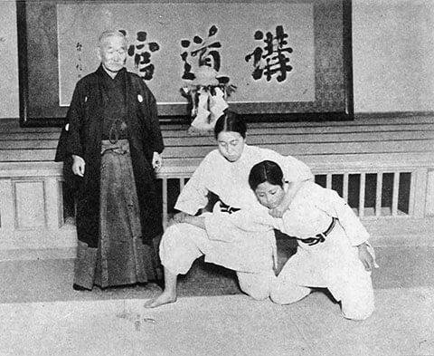 Jigoro Kano Taille