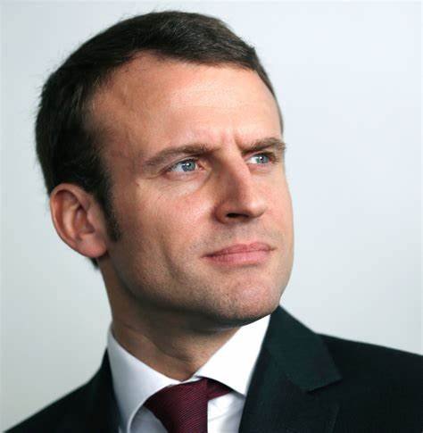 Age Macron 