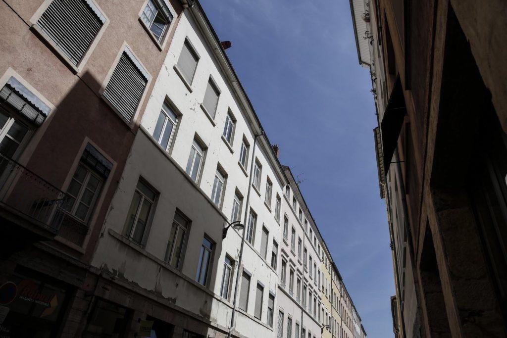 Femme Retrouvée Morte Lyon French 