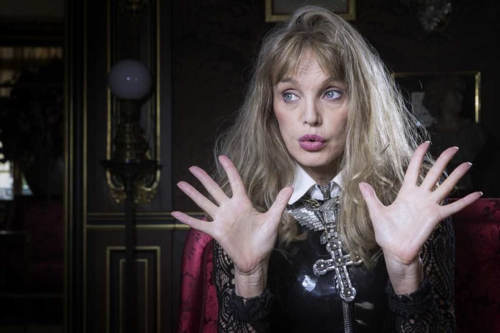 Age Arielle Dombasle Taille 