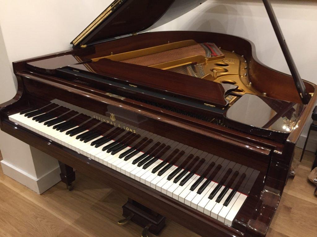 Piano Steinway Prix