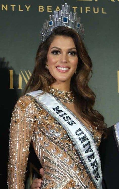 Iris Mittenaere Taille 