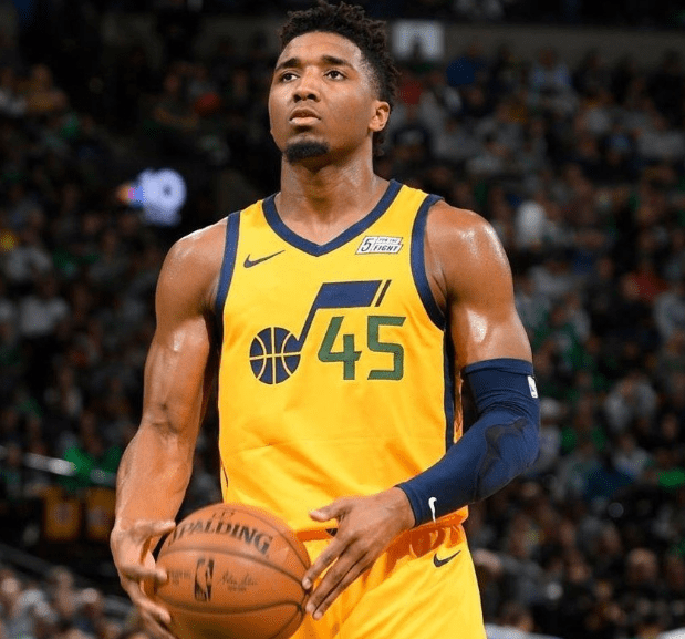 Taille Donovan Mitchell