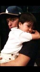 Bruno Mars Et Son Fils