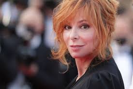 mylene farmer taille