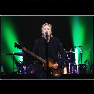 Paul McCartney femme