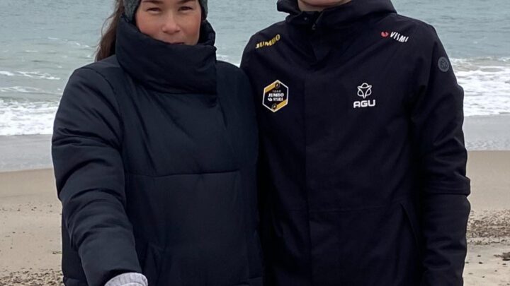 Le rôle clé que joue la femme de Jonas Vingegaard dans ses victoires.