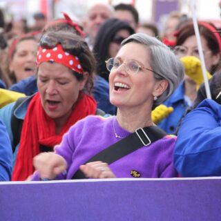 Qui est le compagnon de Sandrine Rousseau ? Un couple engagé et discret.