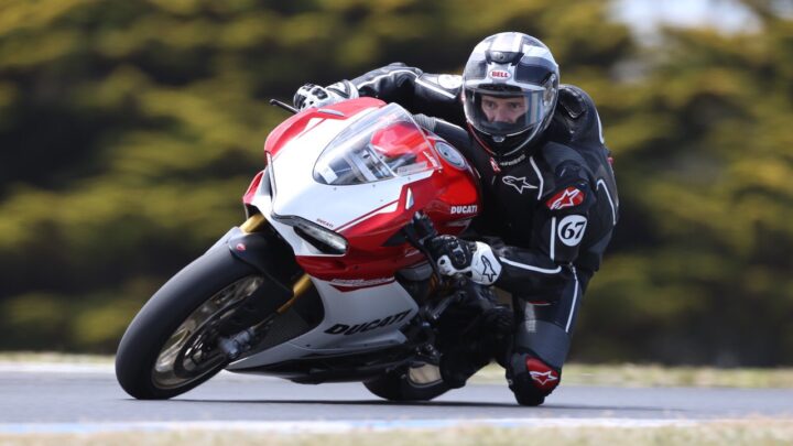 La femme d'Eric Bana fuit les projecteurs : la voici.