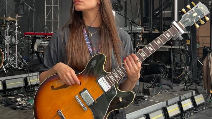 Clara Luciani aux Francofolies